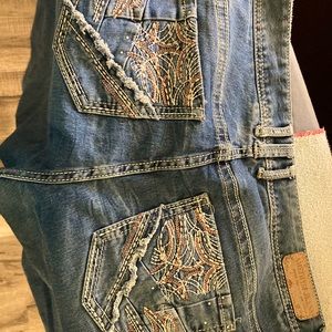 Amethyst jeans. So so comfy